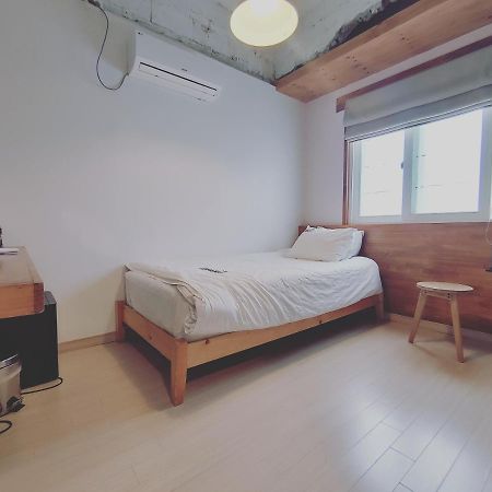 Good Day Mate Hostel Busan Exterior foto