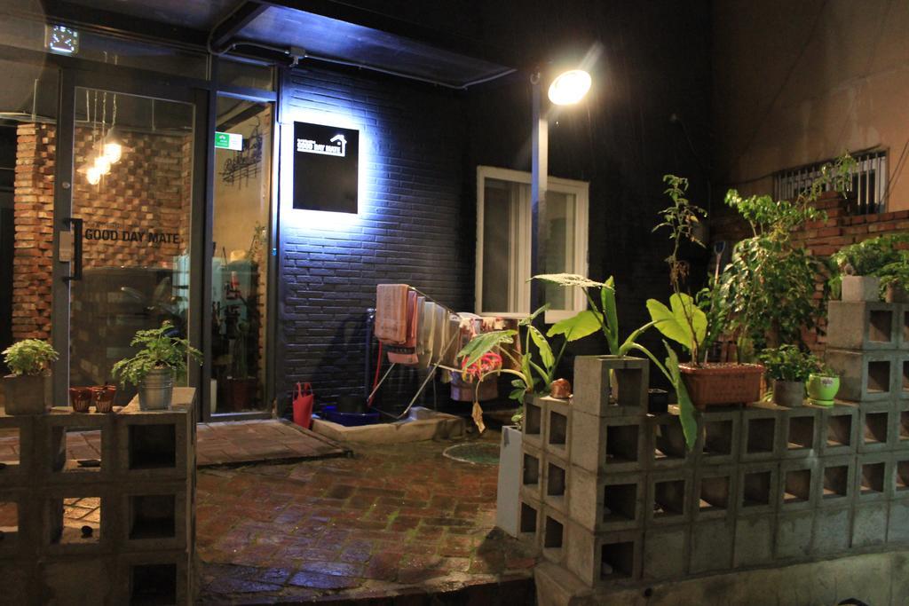 Good Day Mate Hostel Busan Exterior foto